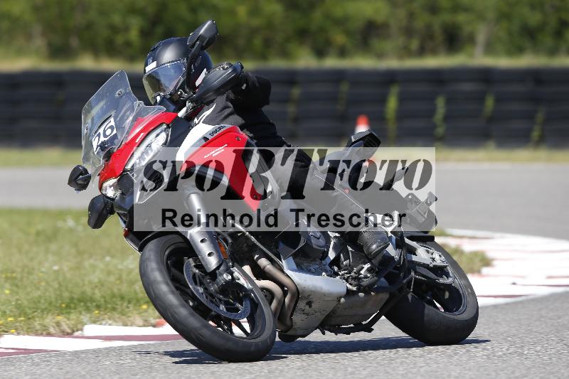 /Archiv-2025/48 25.08.2025 Cornu Master School ADR/blau-bleu/26